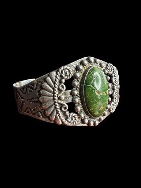 Maisels Indian Trading Post Sterling Silver Green Turquoise Cuff Bracelet